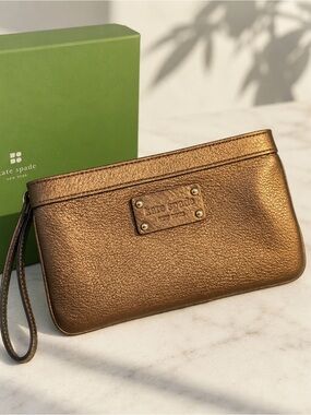 Kate Spade New York Metallic Bronze Wristlet Clutch with Box Designer Y2K